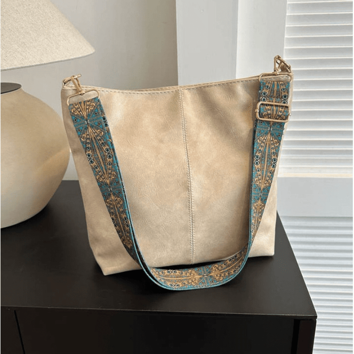 Yacintha | Borsa